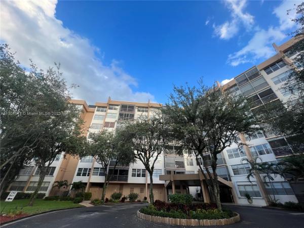 The Banyan, 1300 Saint Charles Pl #615, Pembroke Pines, Florida 33026, image 1