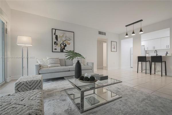 Key Islander, 290 Sunrise Dr #3-A, Key Biscayne, Florida 33149, image 1