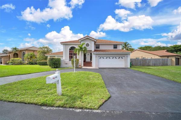 Hawkes Bluff, 5701 Briarwood Way, Davie, Florida 33331, image 1