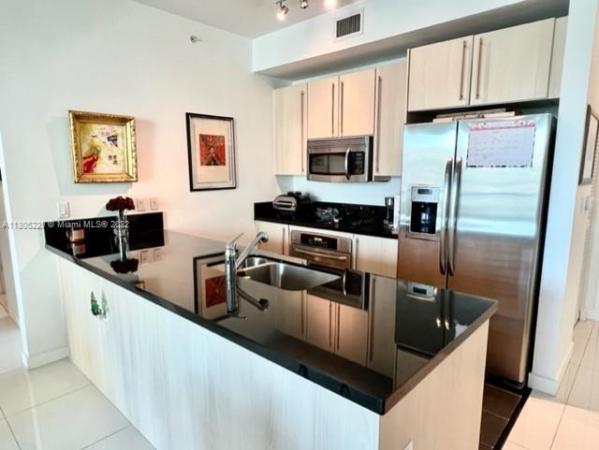Axis On Brickell North, 1111 SW 1st Ave #1618, Miami, Florida 33130, image 2