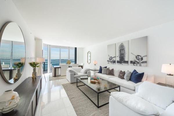 Brickell House, 1300 Brickell Bay Dr #4304, Miami, Florida 33131, image 2