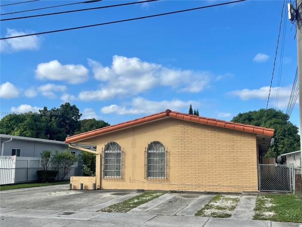Comfort Gardens, 1136 NW 34th Ave, Miami, Florida 33125, image 2