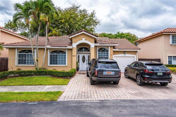 Renaissance At Lakes Of The Meadow, 4680 SW 154th Pl, Kendall West, Florida 33185, image 1