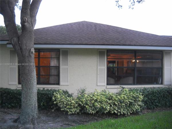 Bent Tree Villas East, 4360 Eucalyptus Tree Ct #A, Boynton Beach, Florida 33436, image 2