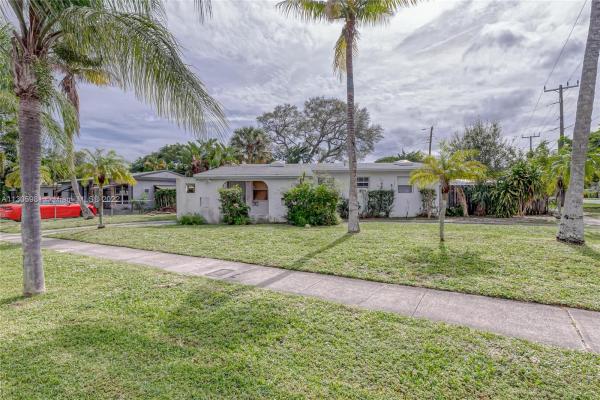 Lakeway, 836 SW 26th Ct, Fort Lauderdale, Florida 33315, image 1