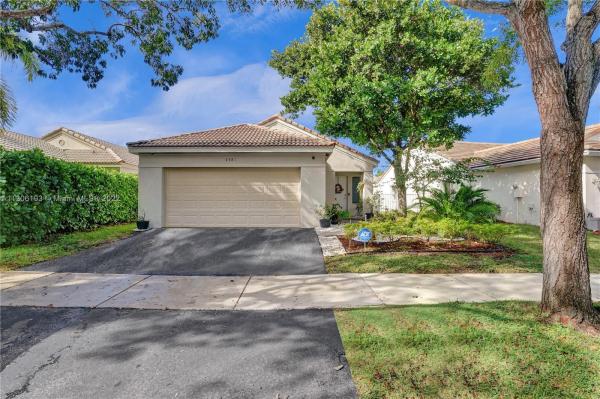 Mahogany Ridge, 4381 Mahogany Ridge Dr, Weston, Florida 33331, image 1
