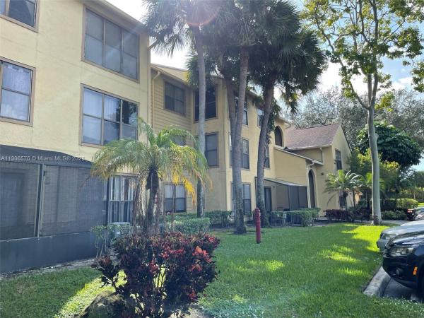 Boynton Landings, 2301 N Congress Ave #32, Boynton Beach, Florida 33426, image 1