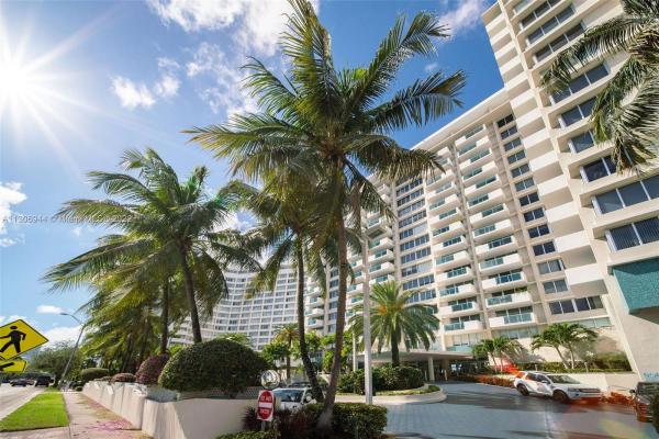 Mirador North 1200, 1200 West Ave #1520, Miami Beach, Florida 33139, image 2