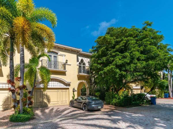 Villa Flora, 1518 Island Blvd #1518, Aventura, Florida 33160, image 1