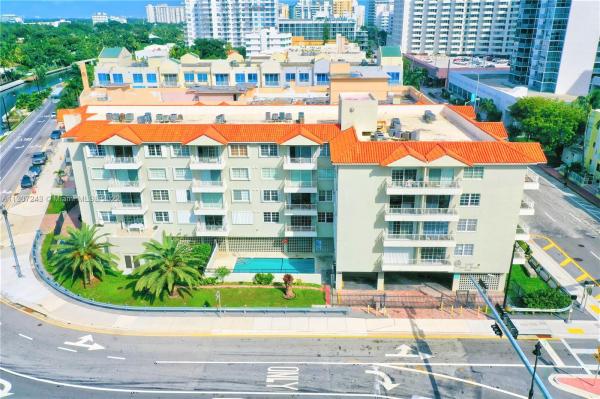 Lake Beach Club, 2600 Collins Ave #206, Miami Beach, Florida 33140, image 2