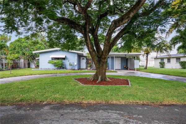 Gillcrest, 1315 SW 28th Rd, Fort Lauderdale, Florida 33312, image 1