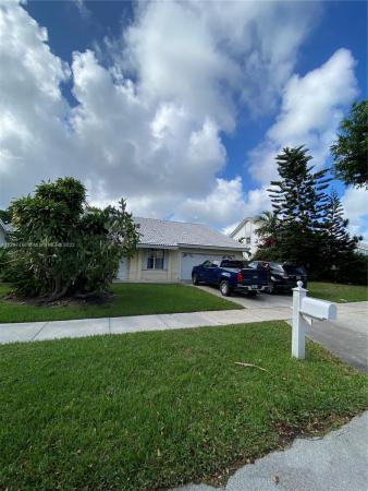 Laguna Point North, 21420 SW 94th Ave, Cutler Bay, Florida 33189, image 1
