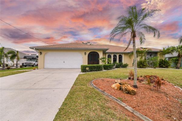 526 Spring Lake Blvd Nw, Port Charlotte, Florida 33952, image 1