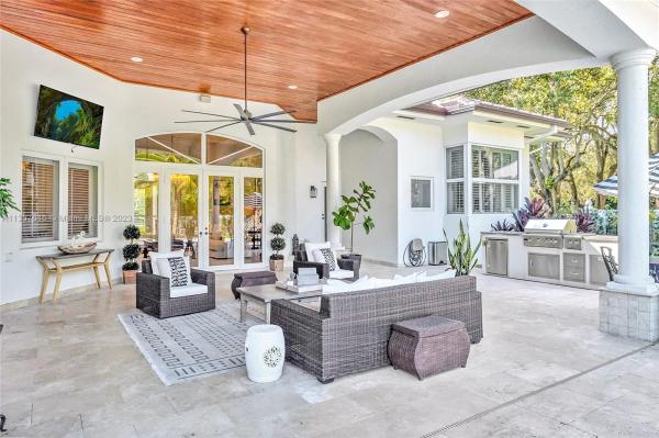 Killian Oaks Estates, 8201 SW 111th Ter, Kendall, Florida 33156, image 1