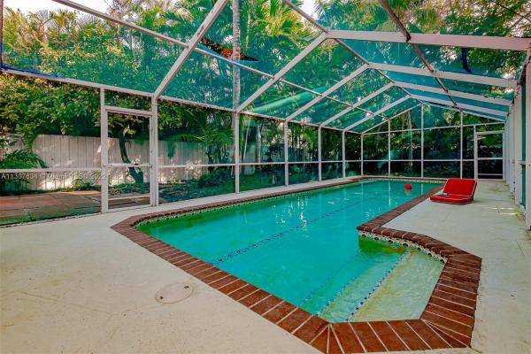 Crowell, 1930 SW 25th St, Miami, Florida 33133, image 1