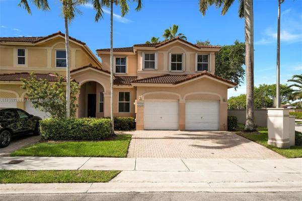 Kendall Breeze, 12032 SW 123rd Ct, Three Lakes, Florida 33186, image 1