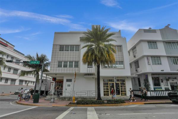 The Skylark, 865 Collins Ave #303, Miami Beach, Florida 33139, image 1