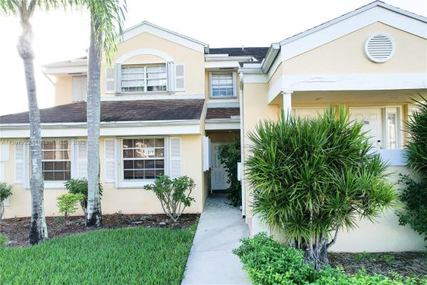 Centergate, 2277 SE 27th Dr #101-G, Homestead, Florida 33035, image 2