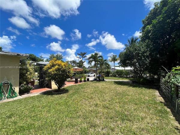 Haverhill Homesites, 5231 Norma Elaine Rd, West Palm Beach, Florida 33417, image 1