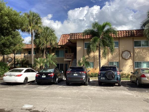 Lakeside At Lauderdale Lakes, 2540 NW 39th Way #202, Lauderdale Lakes, Florida 33311, image 1
