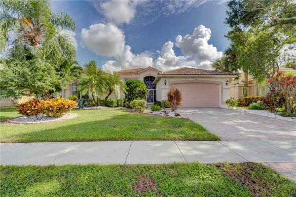 Valencia Lakes, 11719 Caracas Blvd, Boynton Beach, Florida 33437, image 2