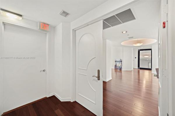 Ocean Three, 18911 Collins Ave #2307, Sunny Isles Beach, Florida 33160, image 2