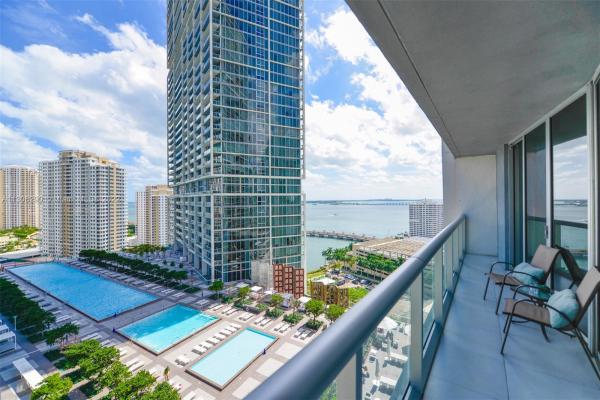 Icon Brickell Tower 3, 485 Brickell Ave #2111, Miami, Florida 33131, image 2