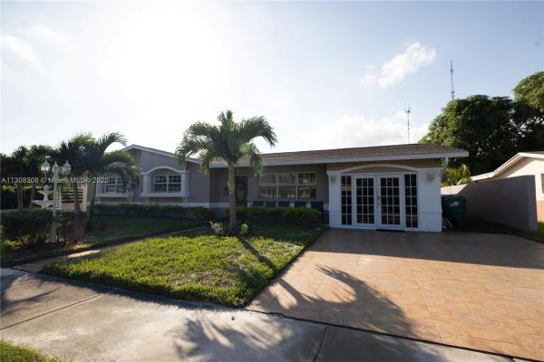 Andover, 20760 NW Miami Ct, Miami Gardens, Florida 33169, image 2