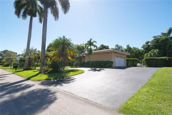Craigdale Manor, 5824 SW 131st Ter, Pinecrest, Florida 33156, image 1