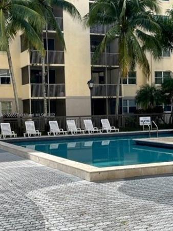 Las Vistas At Doral, 8225 Lake Dr #203, Doral, Florida 33166, image 2