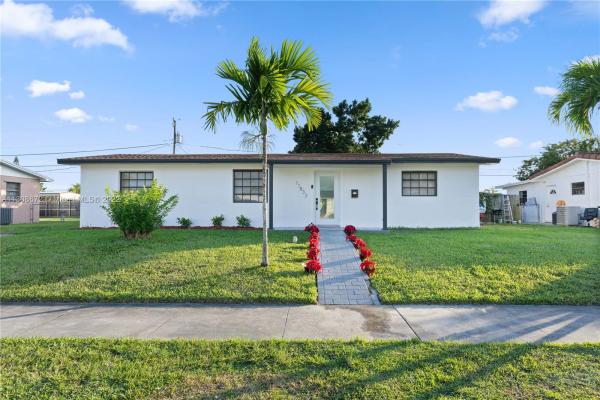 South Miami Heights Residential, 11832 SW 207th St, South Miami Heights, Florida 33177, image 2