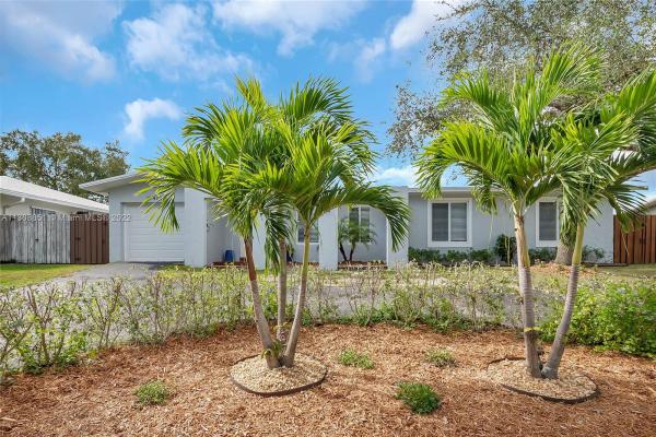 Mark Manor Pines, 19472 SW 87th Ct, Cutler Bay, Florida 33157, image 1