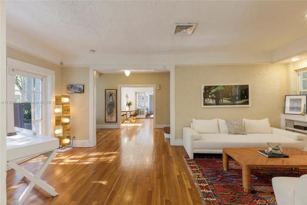 Natoma Park, 2624 Taluga Dr, Coconut Grove, Florida 33133, image 1