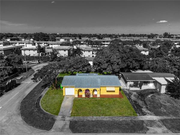 Sunrise Golf Village, 5927 NW 16th Ct, Sunrise, Florida 33313, image 2