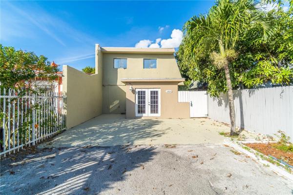 Kings Gardens, 18935 NW 46th Ave #18935, Miami Gardens, Florida 33055, image 2