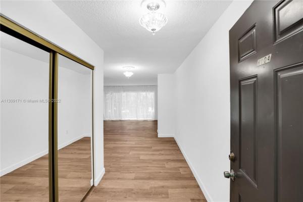 Park East, 130 NW 87th Ave #H104, Fountainebleau, Florida 33172, image 2