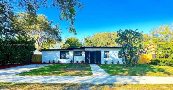 Kerwood Manor, 531 NE 134th St, North Miami, Florida 33161, image 1