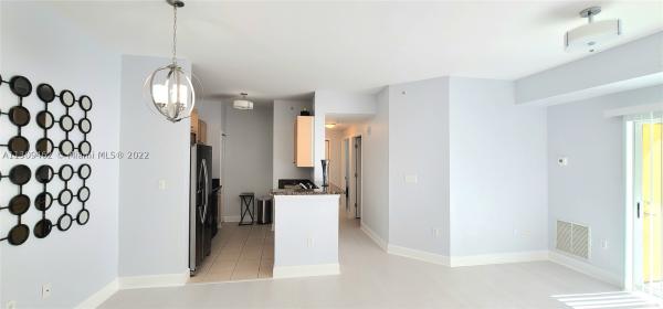 Valencia, 6001 SW 70th St #215, South Miami, Florida 33143, image 1