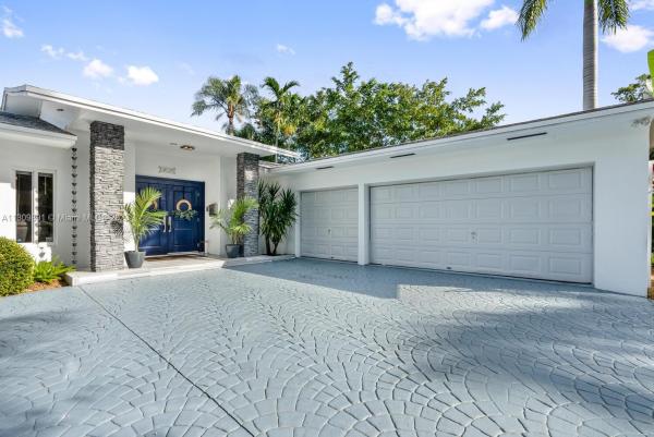 Lake Sheldon, 13525 SW 72nd Ave, Pinecrest, Florida 33156, image 1