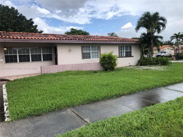 Miller Heights, 9501 SW 47th St, Olympia Heights, Florida 33165, image 2