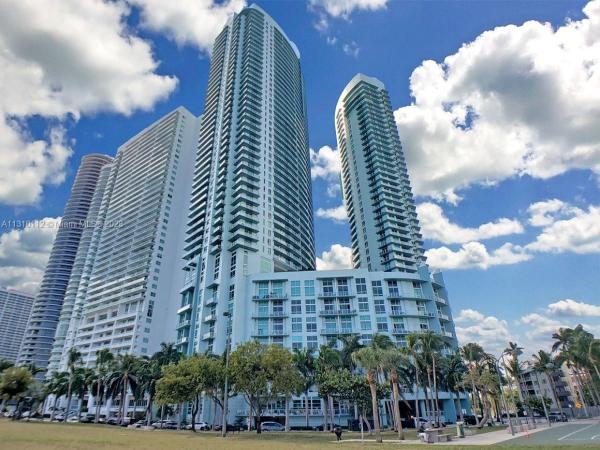 Quantum On The Bay, 1900 N Bayshore Dr #3718, Miami, Florida 33132, image 2