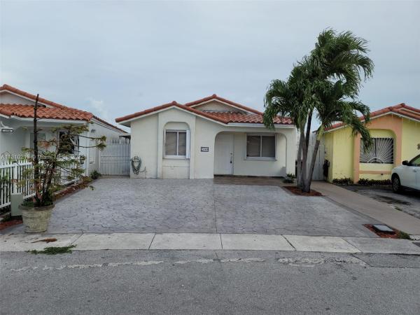 El Prado By The Lake, 2540 W 64th Pl, Hialeah, Florida 33016, image 1