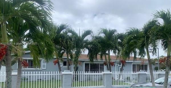 Lake Lucerne, 2430 NW 204th St, Miami Gardens, Florida 33056, image 1