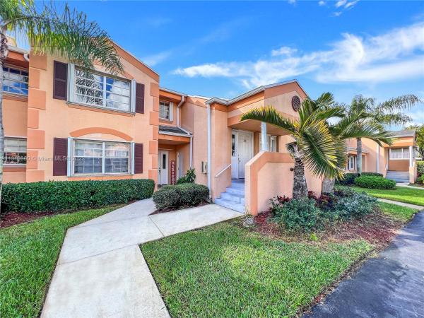 Centergate, 2660 SE 19th Ct #204-E, Homestead, Florida 33035, image 2