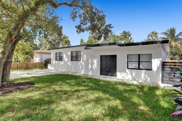 Fulford Highlands, 435 NE 164th St, Golden Glades, Florida 33162, image 2