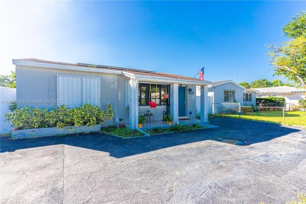 Washington Heights, 2510 Dewey St, Hollywood, Florida 33020, image 1
