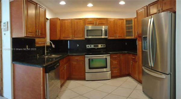 Shady Lawn, 1691 NE 177th St, North Miami Beach, Florida 33162, image 1