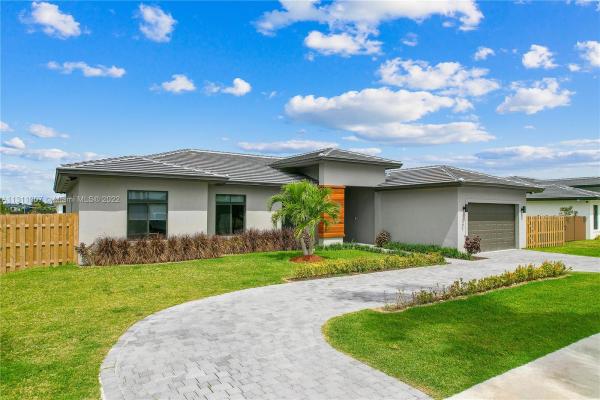 Southern Cove, 13271 SW 232nd St, Goulds, Florida 33170, image 1