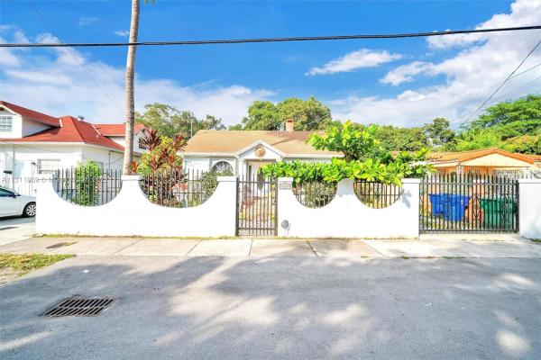 Kenwood, 1769 NW 15th St, Miami, Florida 33125, image 1