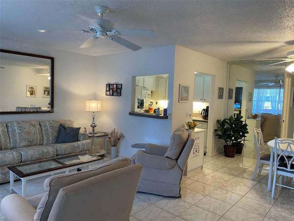 Ventnor, 83 Ventnor D, Deerfield Beach, Florida 33442, image 2